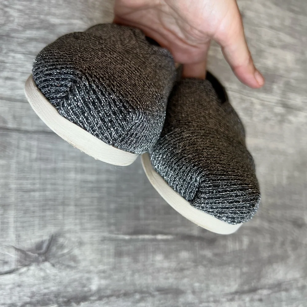 Women’s Toms Shoes Sz 7 Alpargata Forged Iron Sparkle Knit